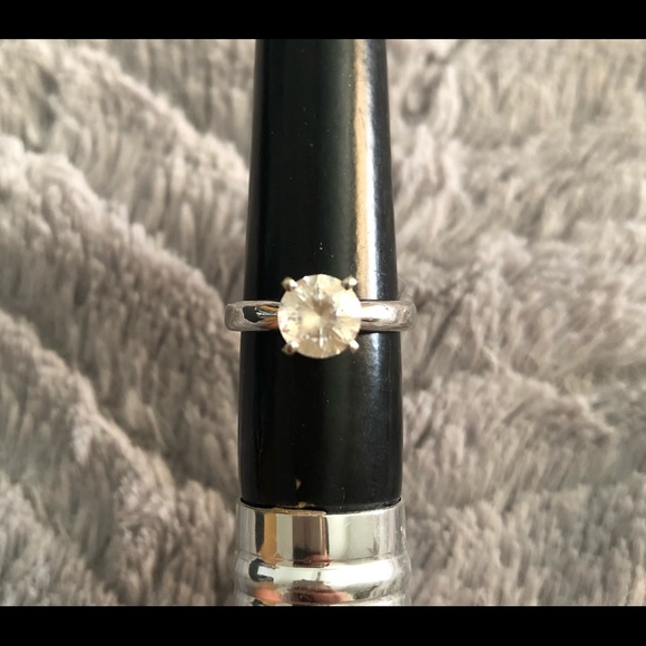 Diamond Nexus Tiffany-Style Solitaire Engagement Ring - Picture 6 of 8